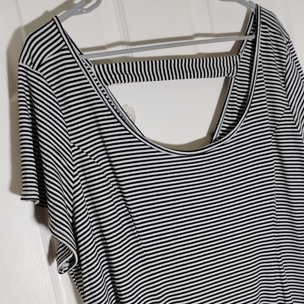 Torrid Striped Ribbed Knit Top - Picture 2 of 11